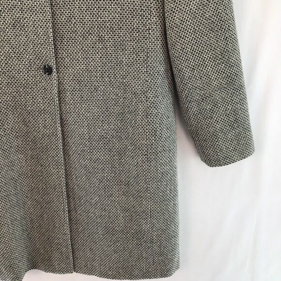 LARRY LEVINE Women's Size 10 Tweed Coat Knee Length 2 button Black Gray White - Picture 8 of 15